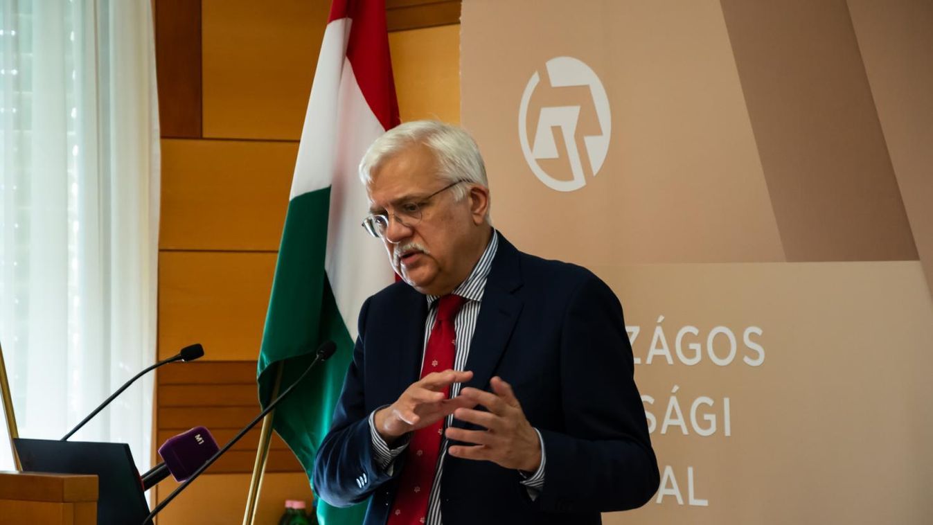 Nemzetközi konferencia a digitalizáció bírósági térnyeréséről
