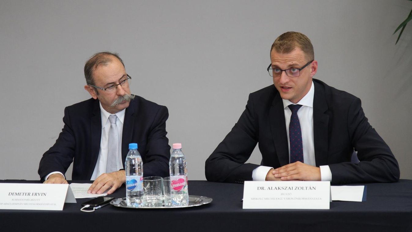 Kevesebben vannak már, de értékeket teremtenek