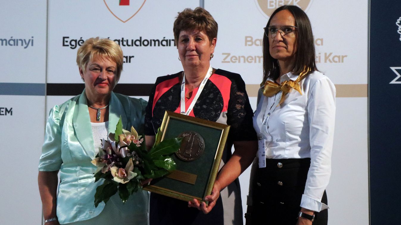 Előre tekintenek az elmúlt két év küzdelmei után
