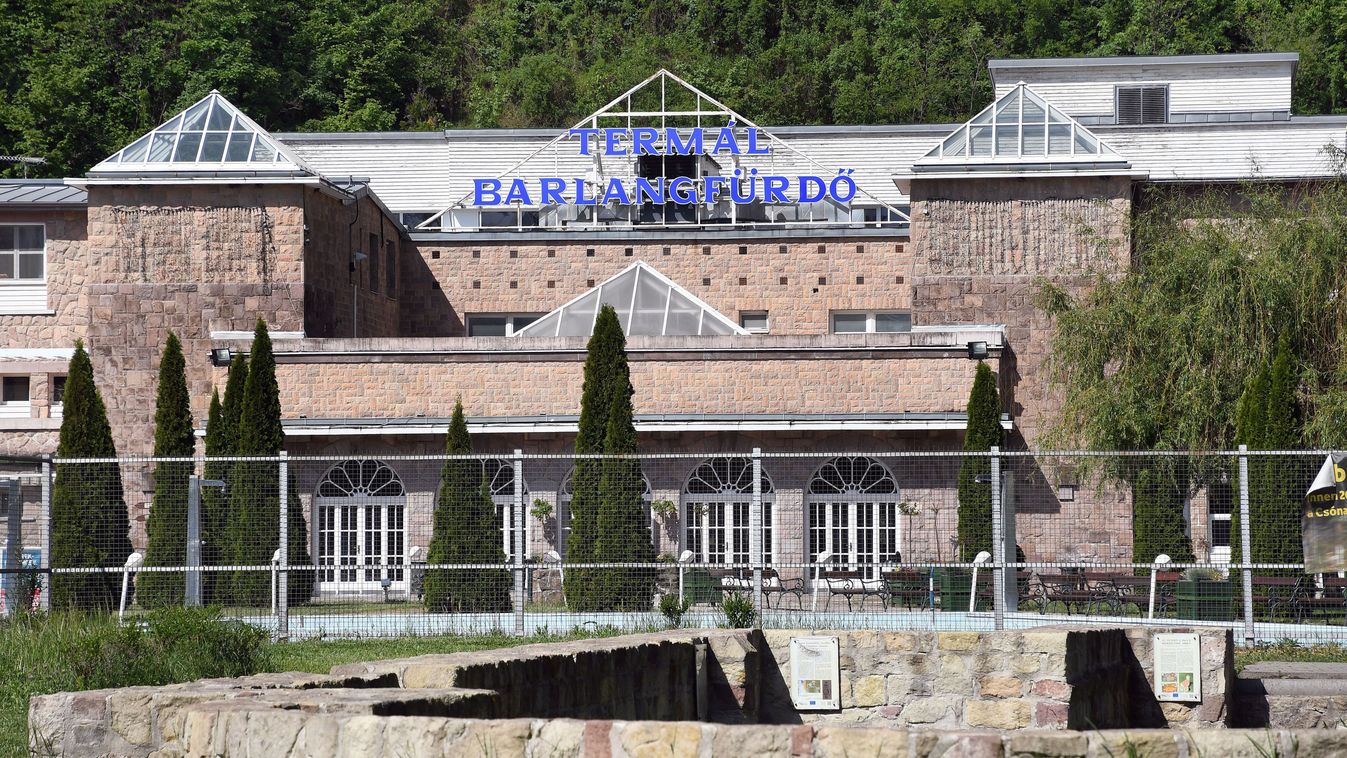 Így lehetne újranyitni a Barlangfürdőt
