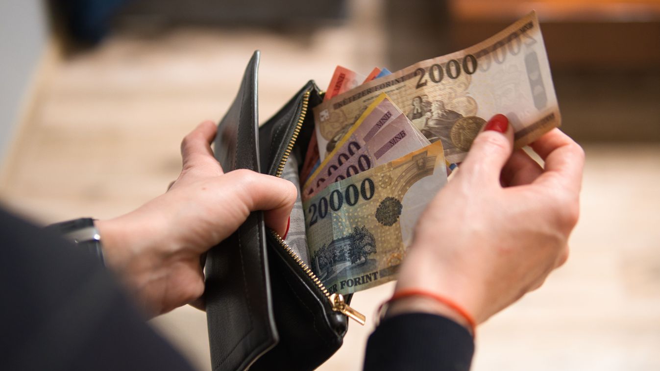 Sikkasztás: Sajátjaként adta el a borsodi önkormányzat hangfalait