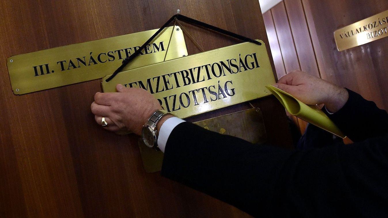 Nyilvánosságra hozzák a dollárbaloldalt leleplező nemzetbiztonsági jelentést