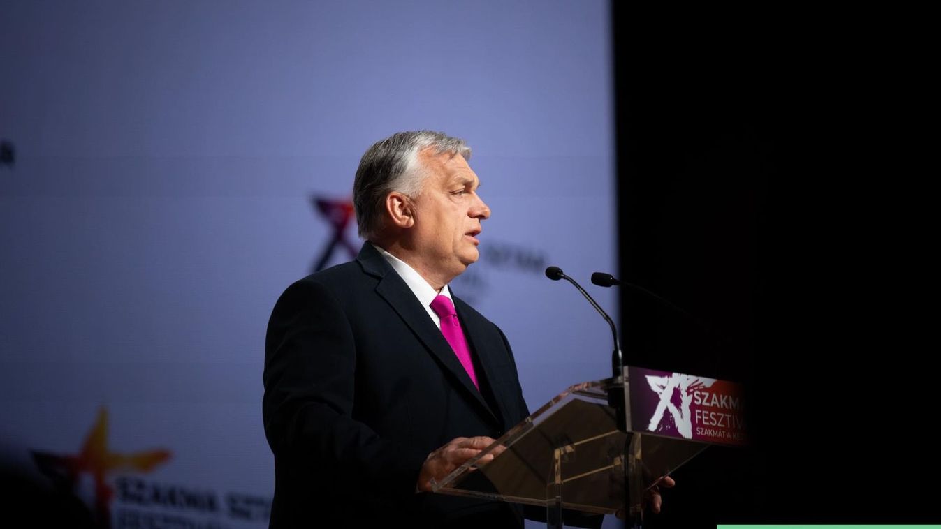 Orbán Viktor: csak itt van magyar jövő (videó)