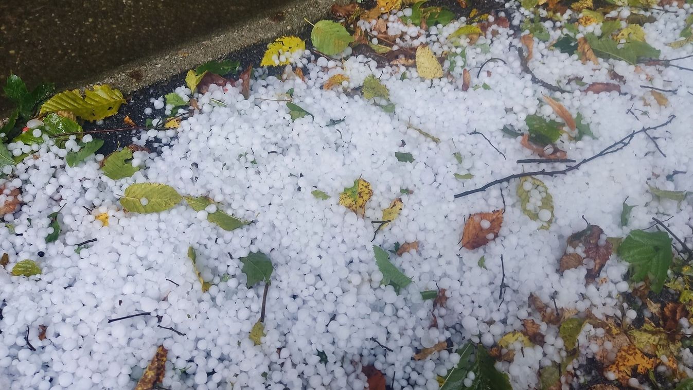 Vármegyeszerte tombolt a vihar: Hatalmas jégverés a Eger felé a lillafüredi úton, Sárospatakon szinte hó esett (képekkel)