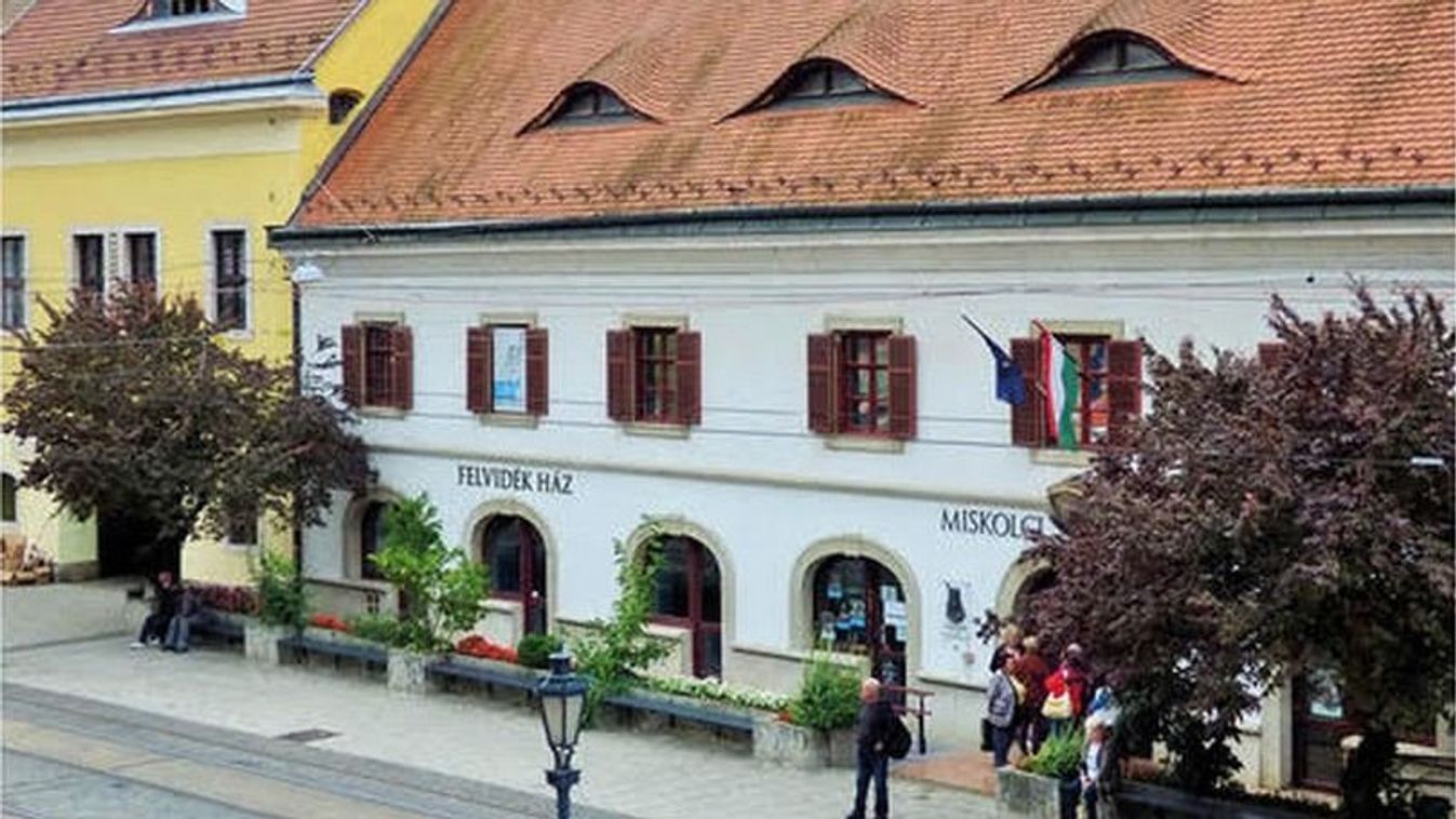 A nagybalogi tanítónő története a miskolci Felvidék Házban