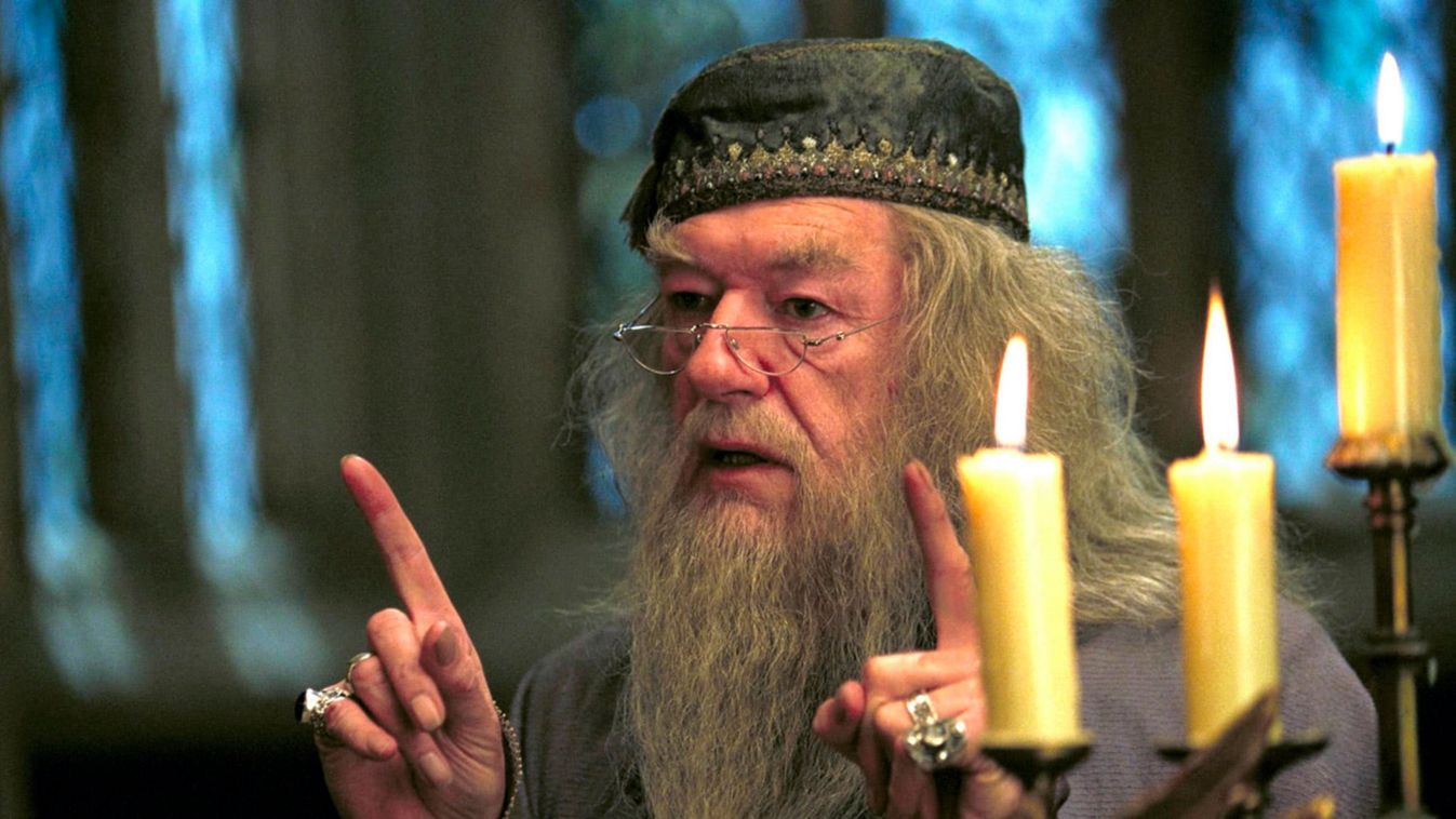Meghalt a Harry Potter-filmek Dumbledore-ja: családja közölte a halál okát is