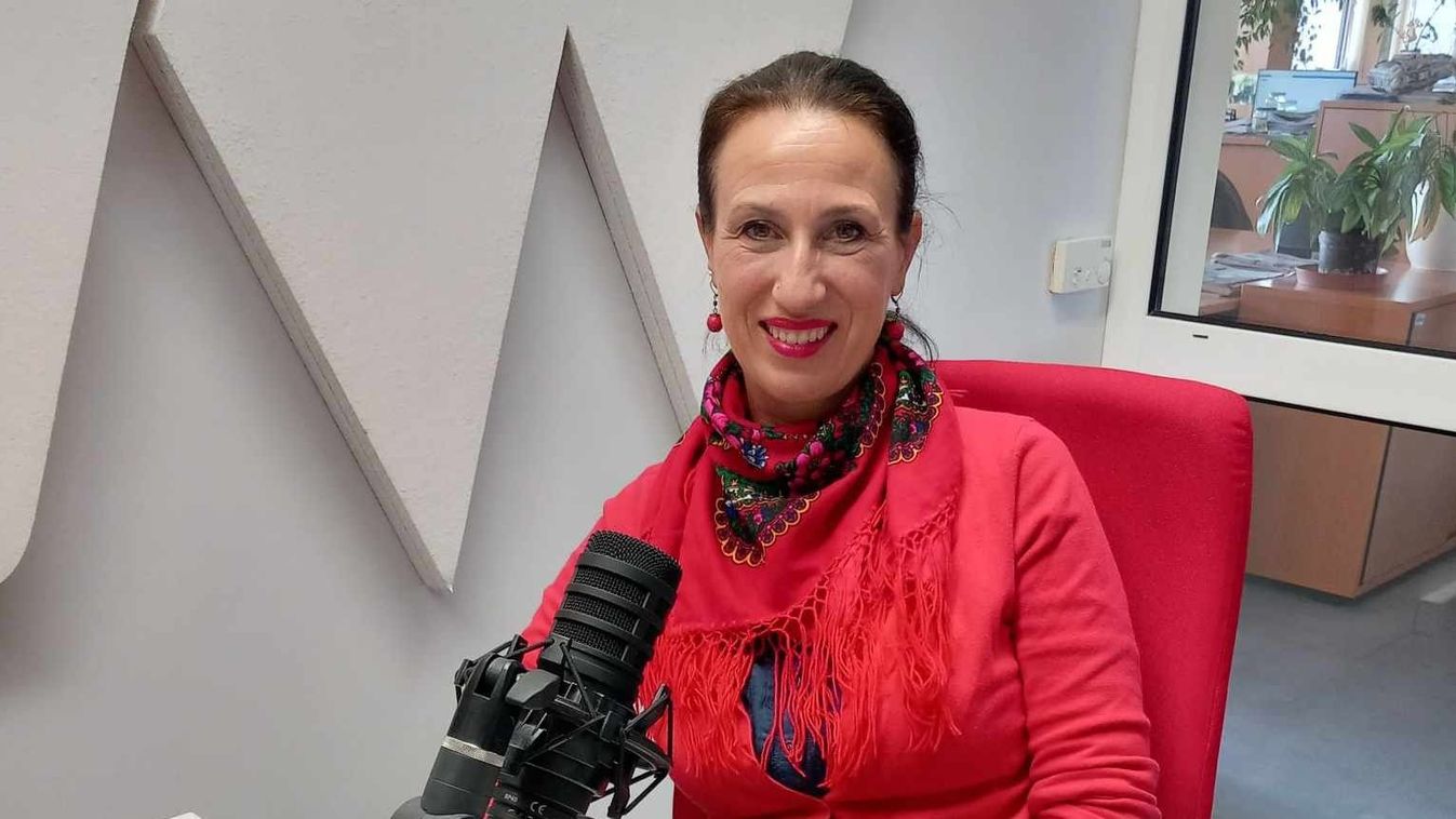 Átszellemül, aki hallgatja, de az is, aki meséli