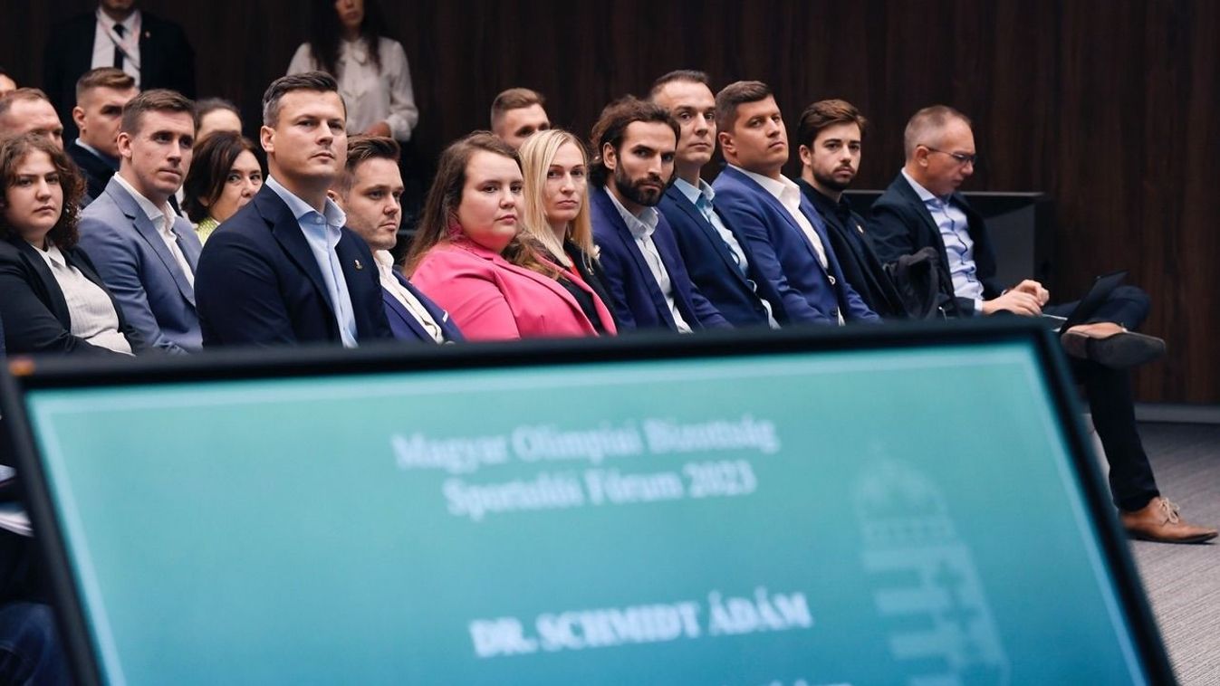 Fókuszban Párizs, Kékesi Marcival