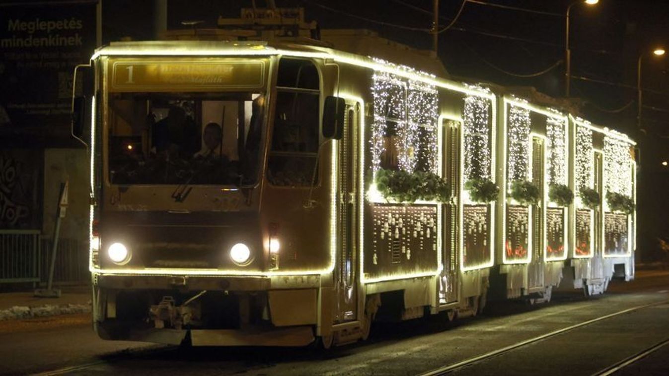 Már lehet szavazni a miskolci adventi villamosra!