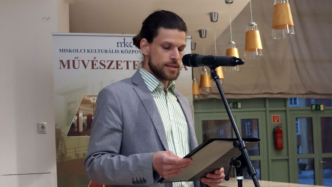 Miskolci Advent: program program hátán – Tamás Krisztiánnal beszélgettünk