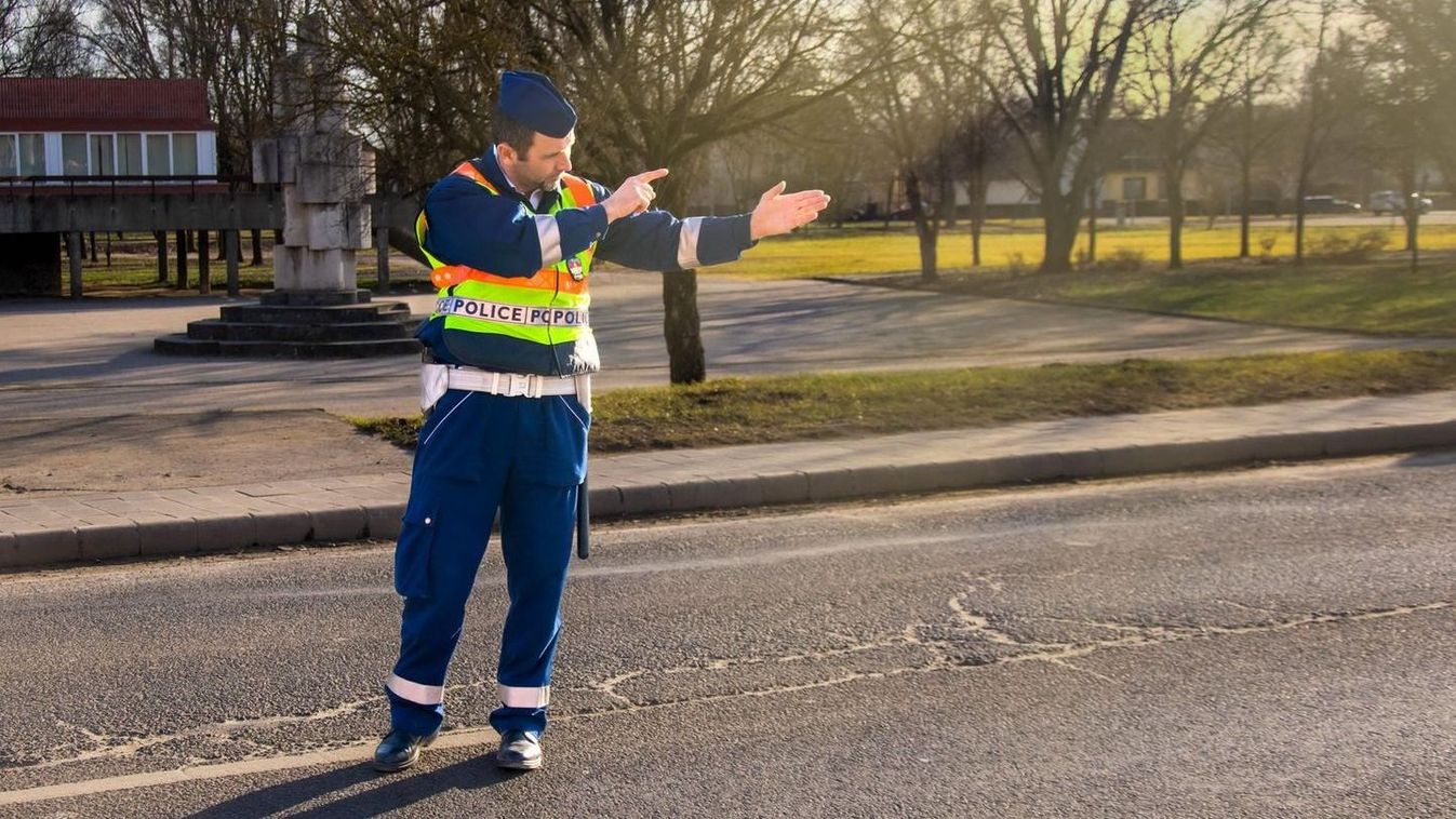 Ennyien buktak le, mert ittasan vezettek húsvétkor