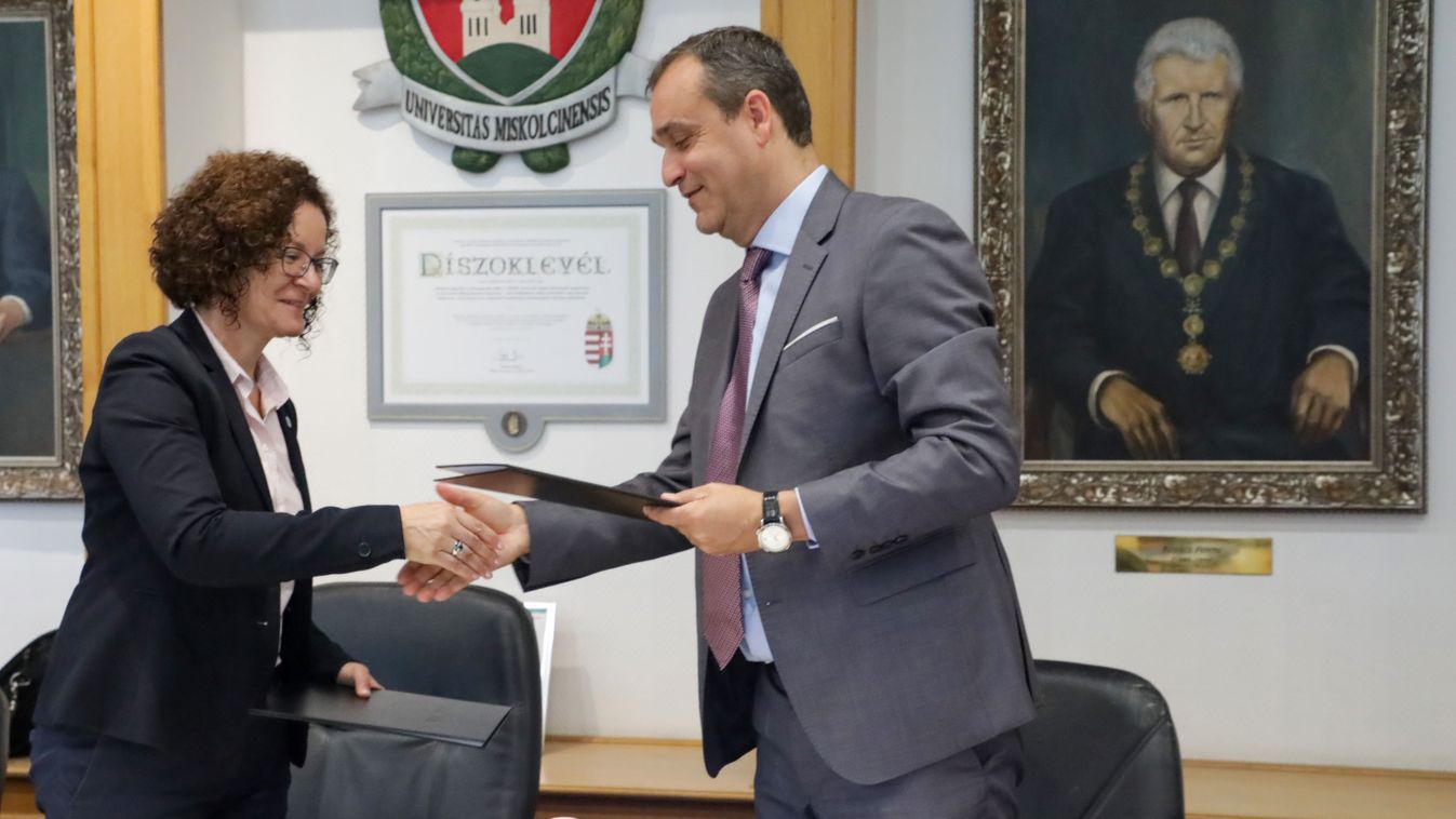 Partnerség övezi a Miskolci Egyetemet és az MVM csoportot (fotókkal)