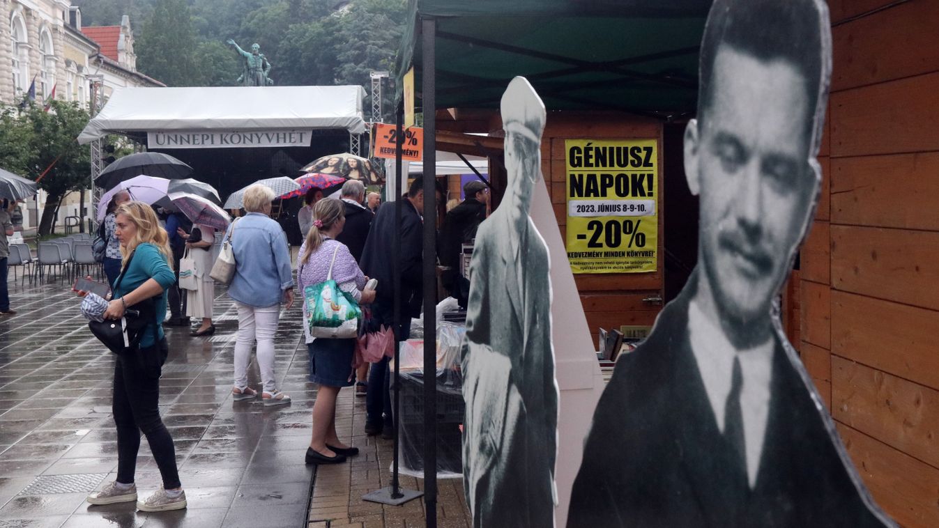 Kezdődik a könyvhét: ezek a programok várják Miskolcon