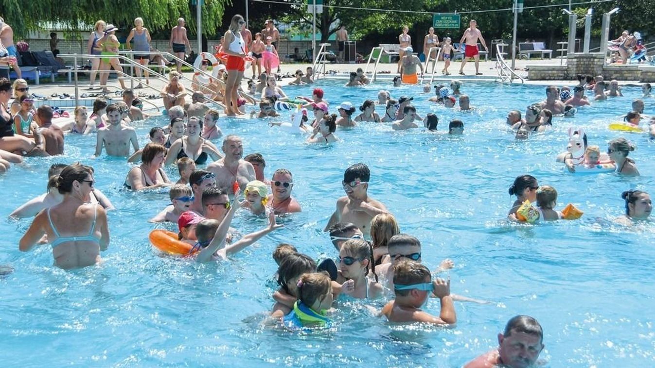 Két hét múlva kapcsol teljes sebességre a tiszaújvárosi strand