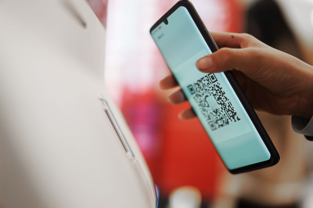 contactless payment with QR code