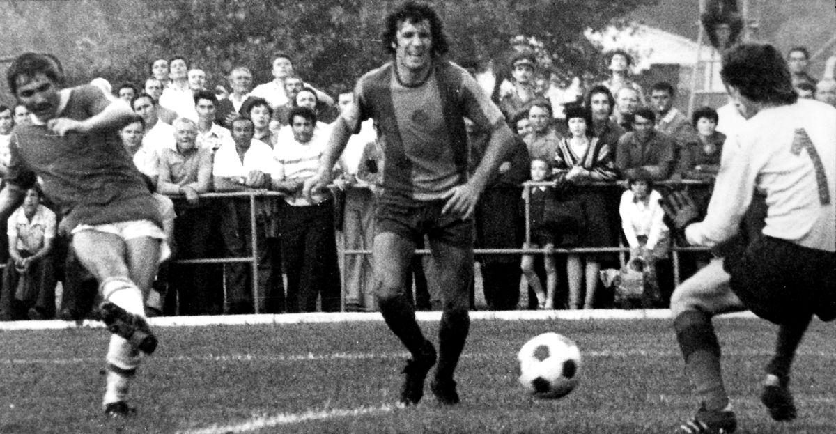 Az 1977. június 18-án, Hatvanban lejátszott DVTK – Vasas (1-0) meccsen Tatár György, azt a gólt lövi, ami kupagyőzelmet ért