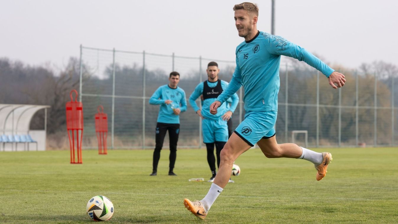 ,,A mi szempontunkból nem jön jókor a riválisnál történt edzőváltás"