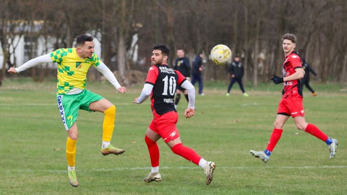 Egy meccset már pénteken megrendeznek