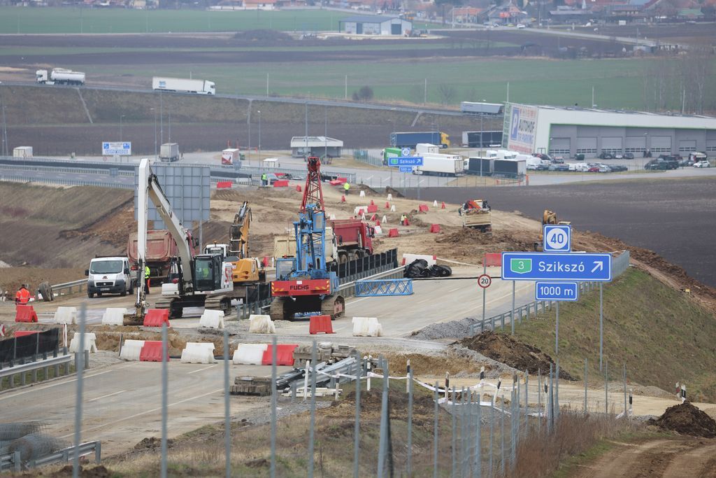 m30-as, M30-as autópálya, javítási munkálatok, lázár jános