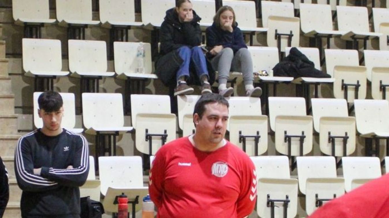 „Ezzel a mai teljesítménnyel egyedül ultiban a betli kört tudtuk volna megnyerni”