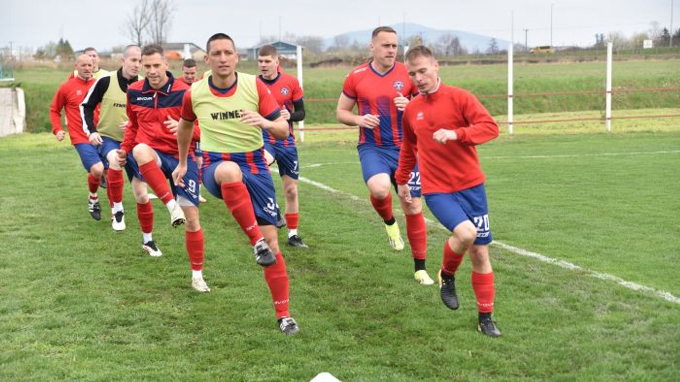 Hullámvölgyben a hegyaljai csapat