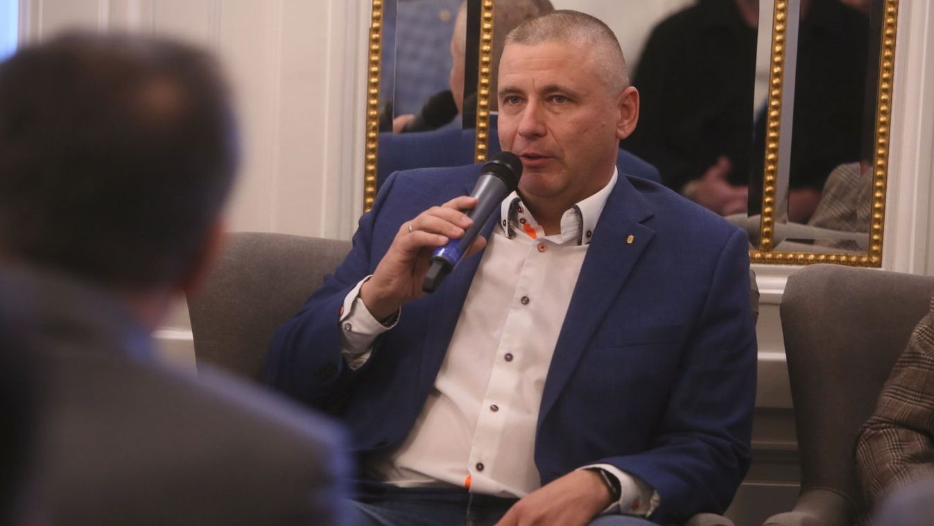 Ruszin-Szendi Romulusz ellen rendőrségi nyomozás indulhat