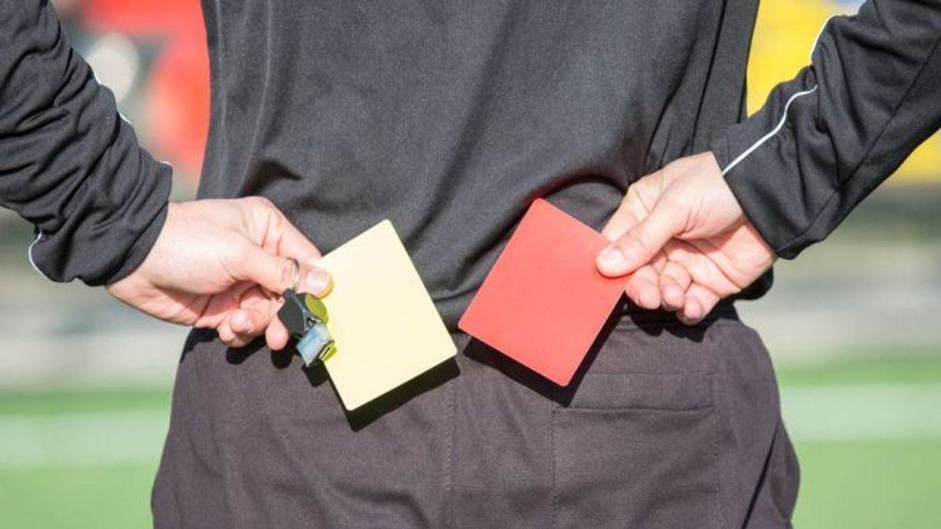 Sokba kerülnek a ,,színes" lapok költségei ezeknél a kluboknál