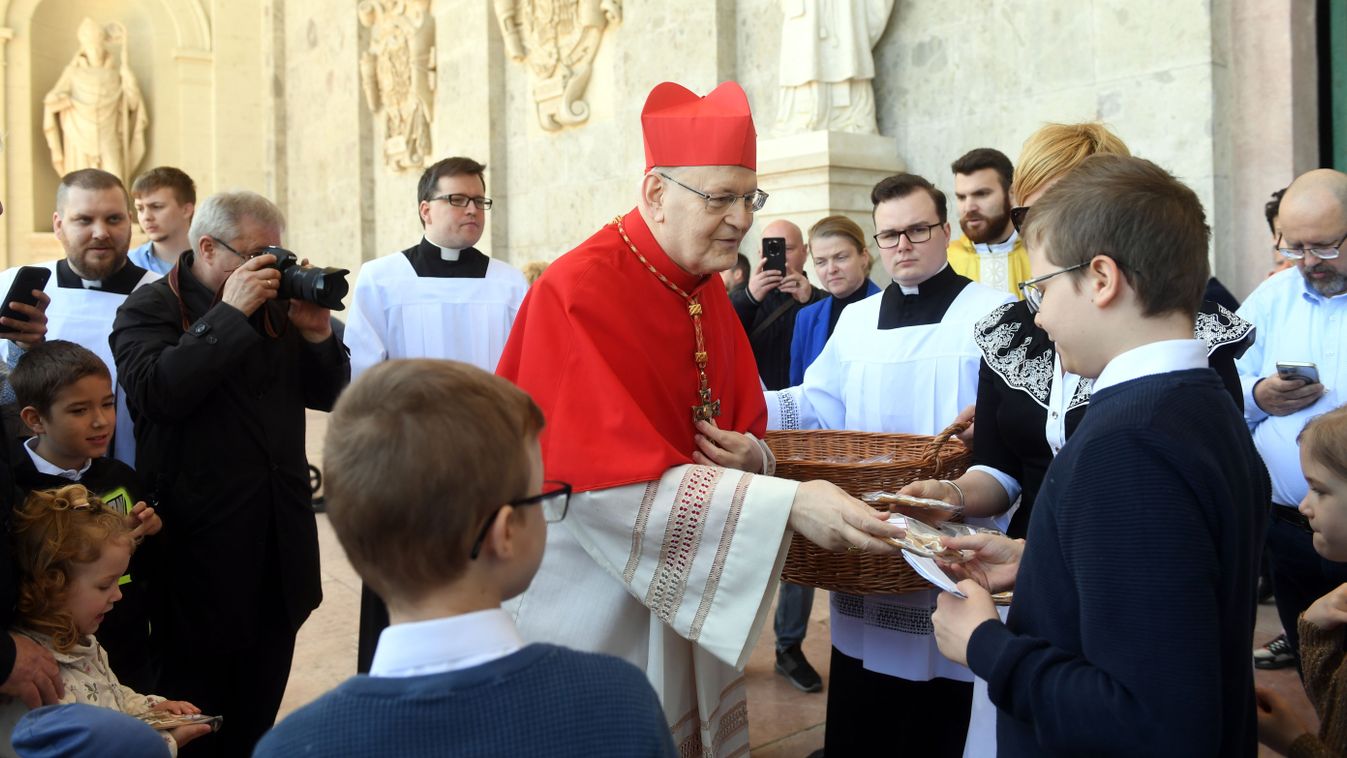 Esélyes, hogy magyar pápa is lehet