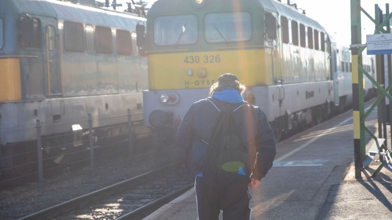 Ez ám a hír! Közvetlen expresszvonatokat indítanak
