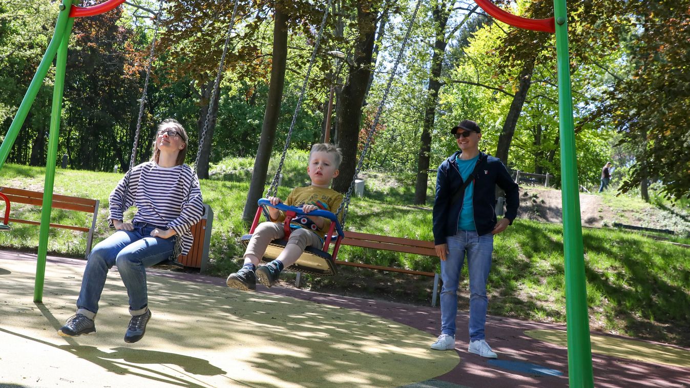 Vasárnapi kikapcsolódókkal találkoztunk az Avas-tetőn és Miskolctapolcán - fotók, videó!