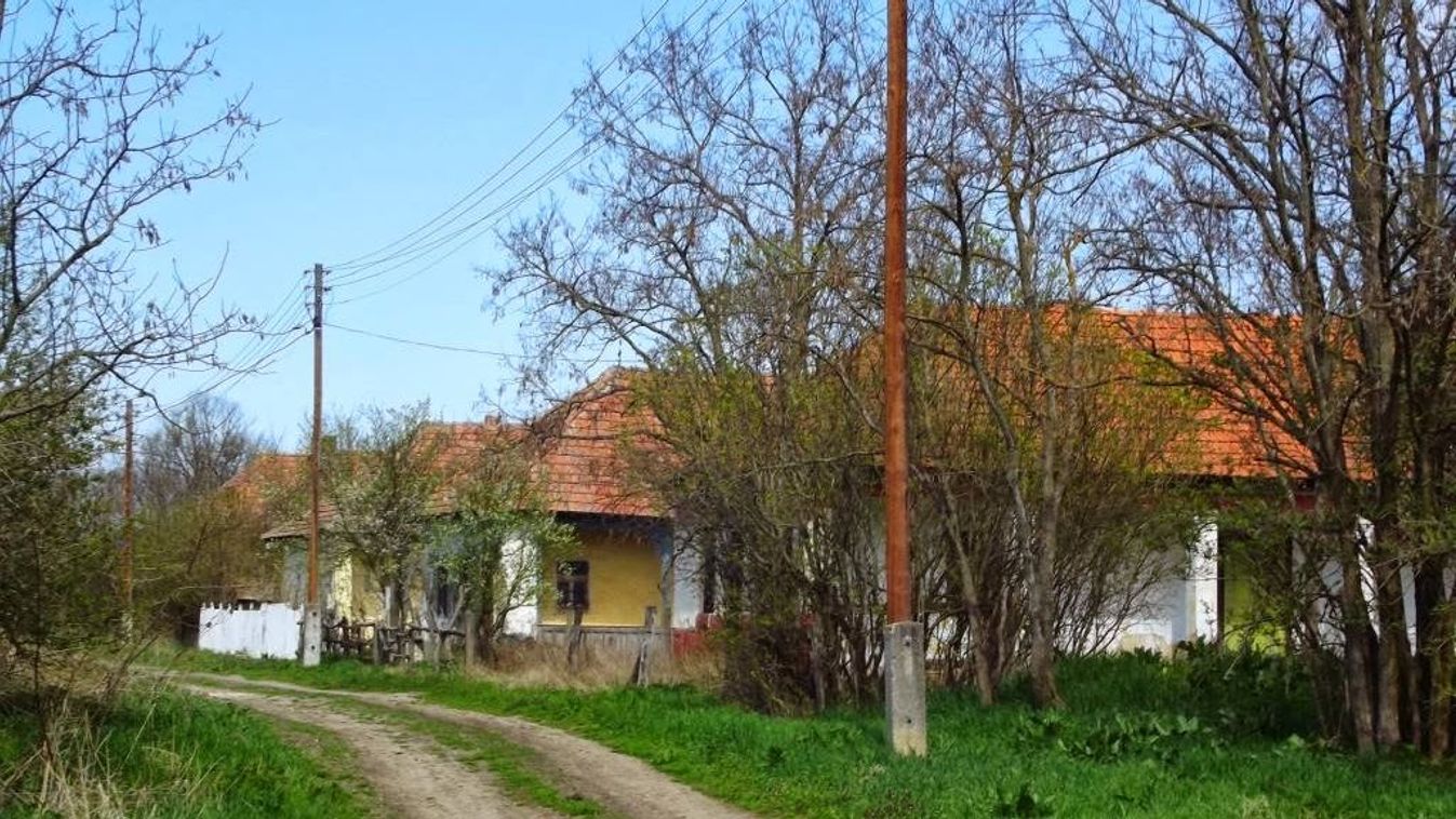 Egy elnéptelenedett falu Borsodban, amit elnyelt az idő - sok fotóval, videóval