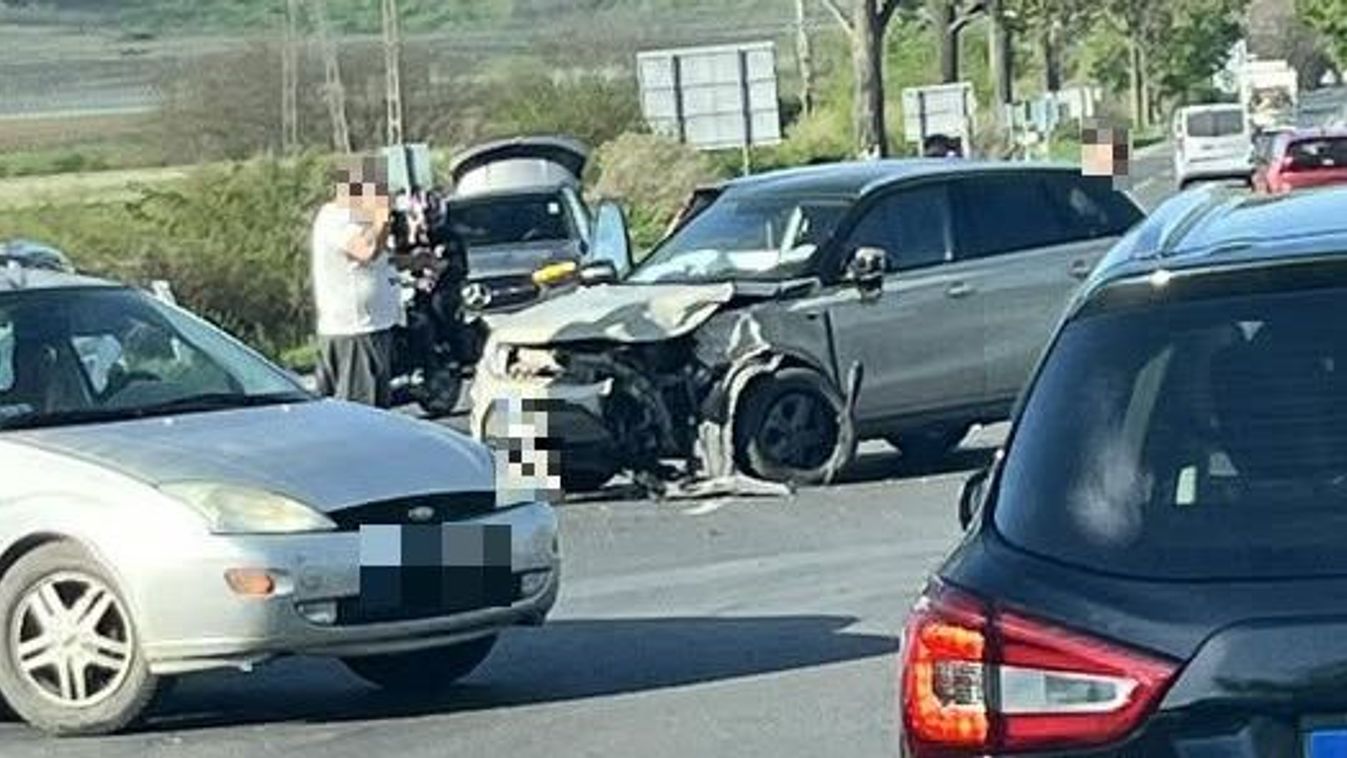 Baleset Mezőzombornál, sérültek is vannak