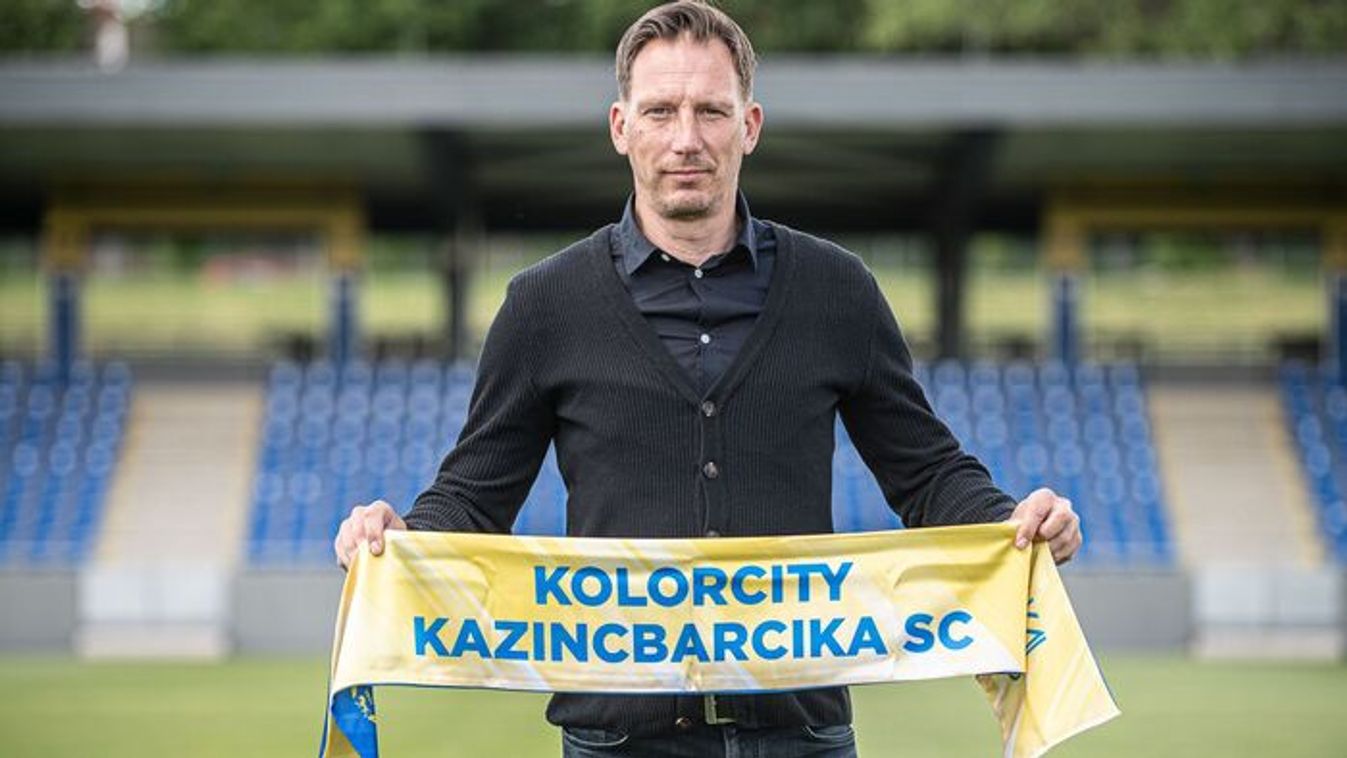 „Nem arra figyelünk, hogy mit játszhat a Vasas, hanem a saját feladatunkra koncentrálunk”