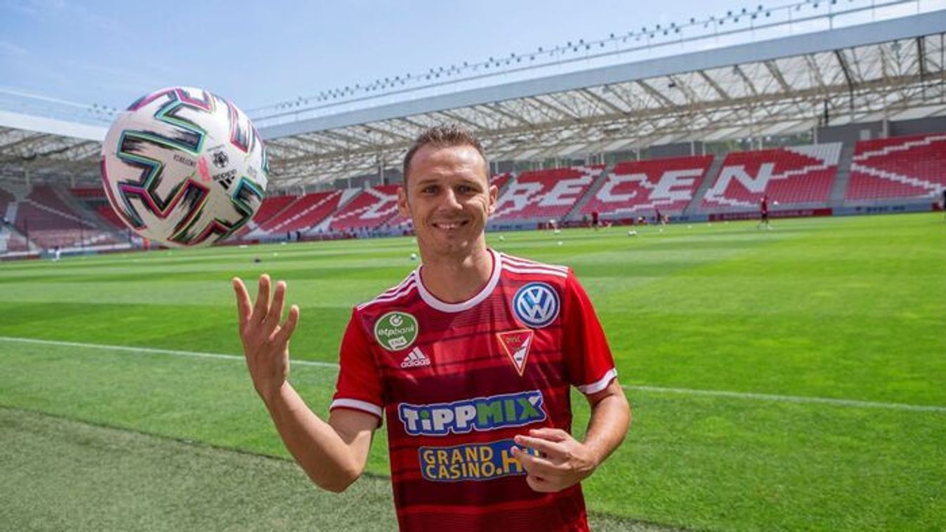 Szögre akasztotta cipőjét a Tiszaújvárosban is játszó volt válogatott játékos