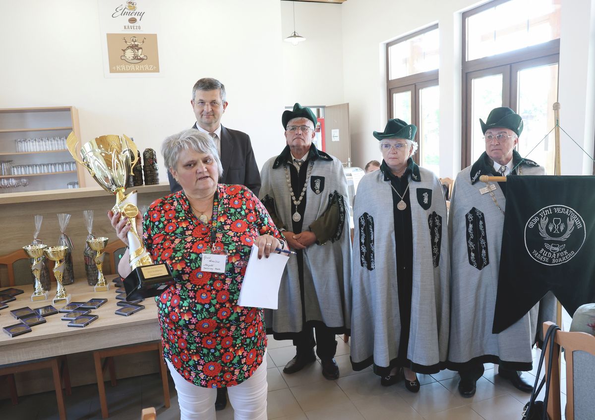 vadász-borász, borverseny, erdőbénye