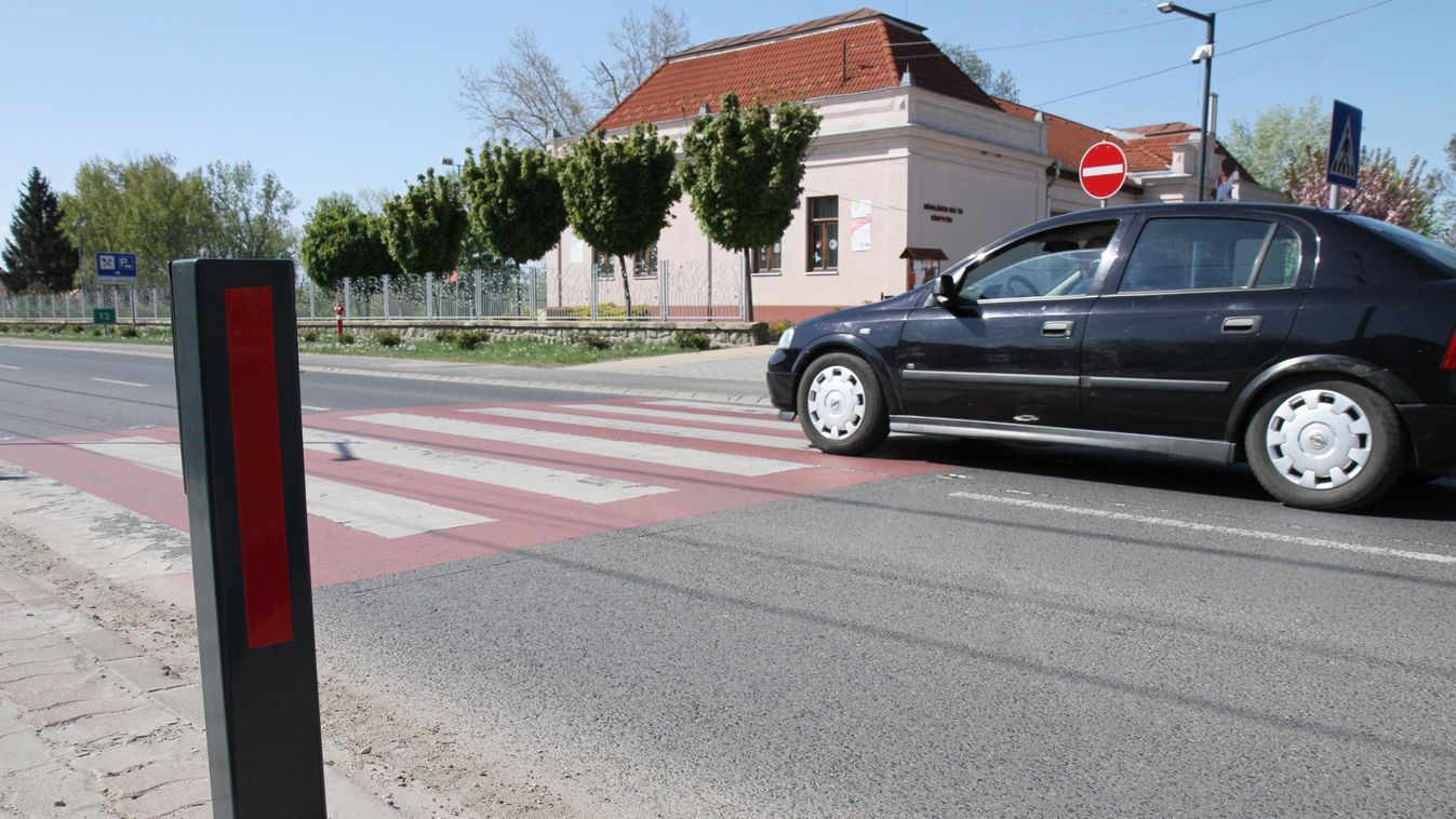 Ez a rendőrök szerint is meredek volt! Kis híján gyerekeket gázoltak Miskolcon – videó is van róla!