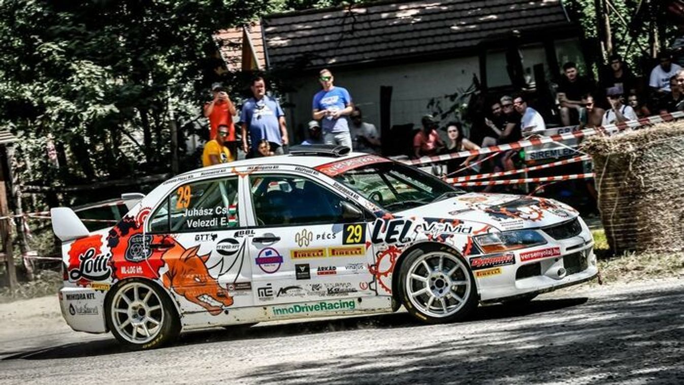 Törött ujjal is a dobogón a miskolci páros