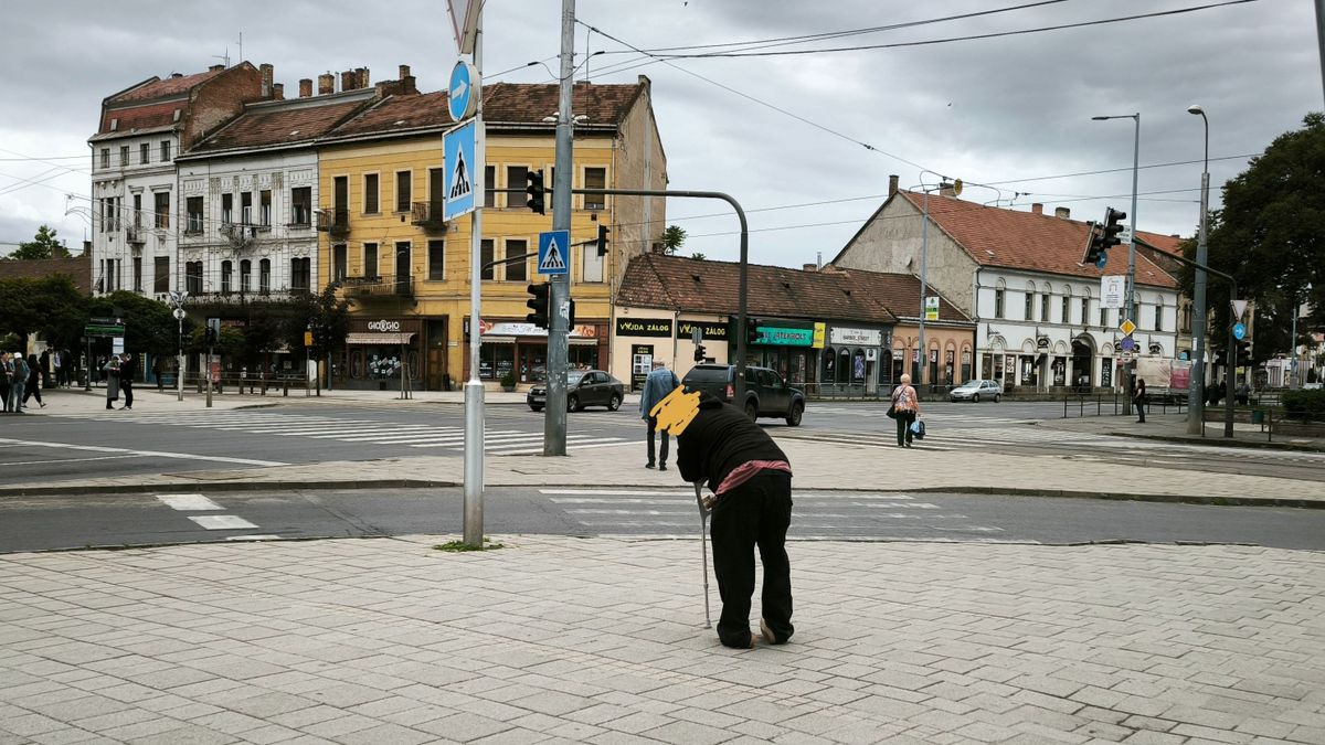 Olyat vett fel a kamera, amit nem minden nap látni, a járőrpárosok el is indultak rendet rakni