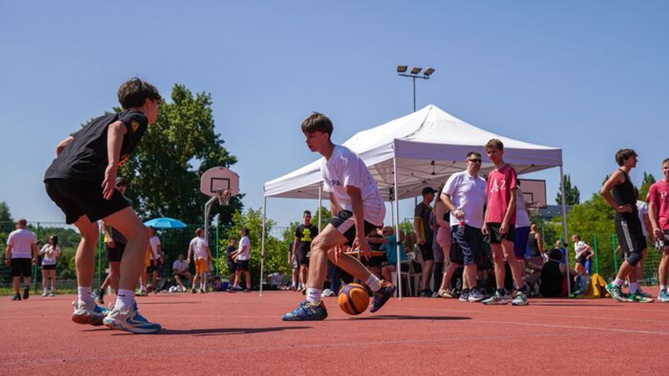 Kazincbarcelona vitte a prímet