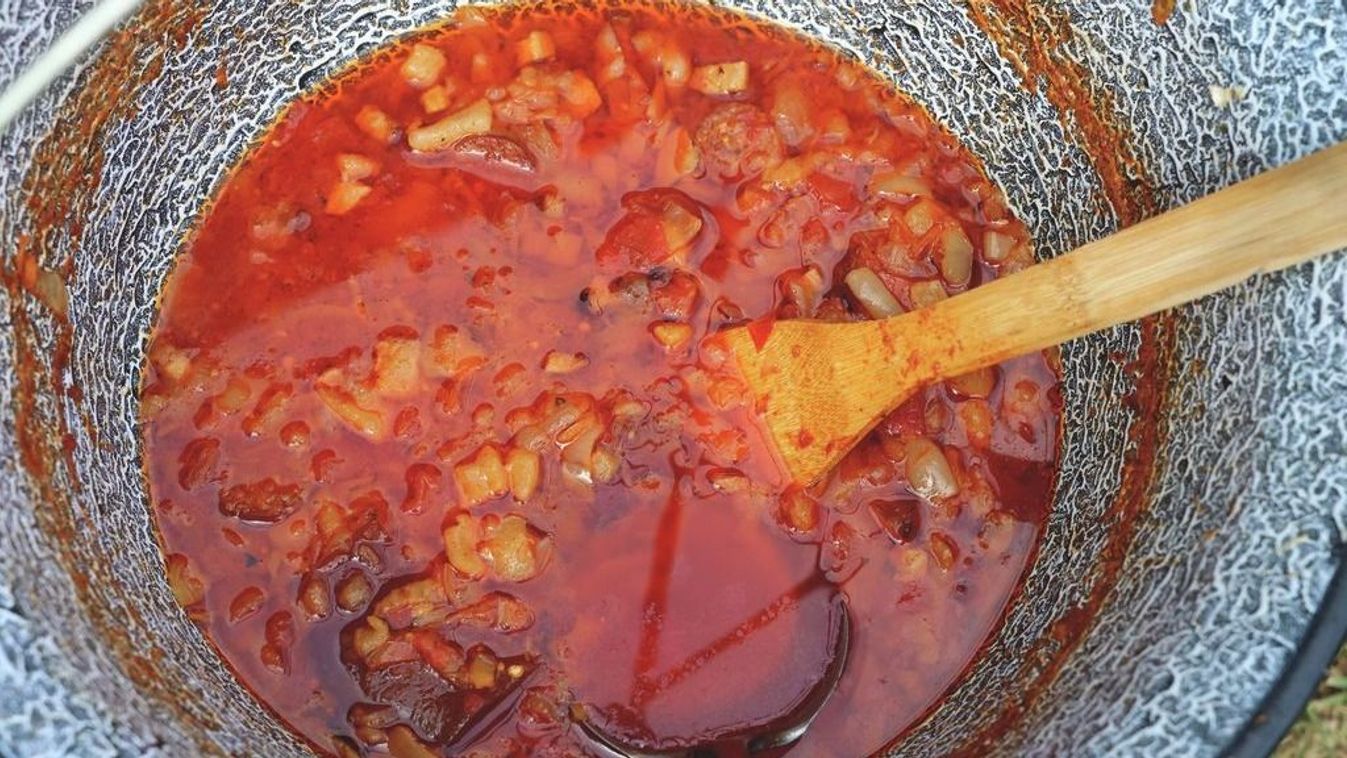 Ez a Lecsófesztivál más lesz, mint a többi, egy igazi legenda zárja a napot!