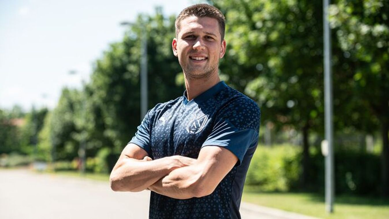 Két horvát játékost is bejelentettek