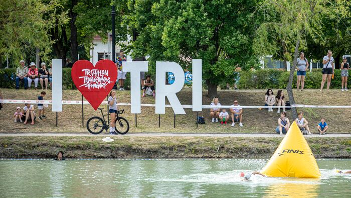 Tiszaújvárosi triatlon világkupa-női