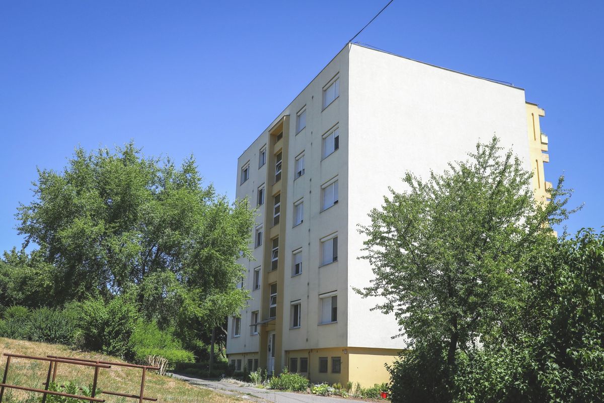 panellakások