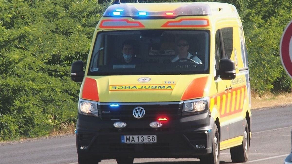 Váratlan esemény bénította meg a forgalmat Ózd közelében