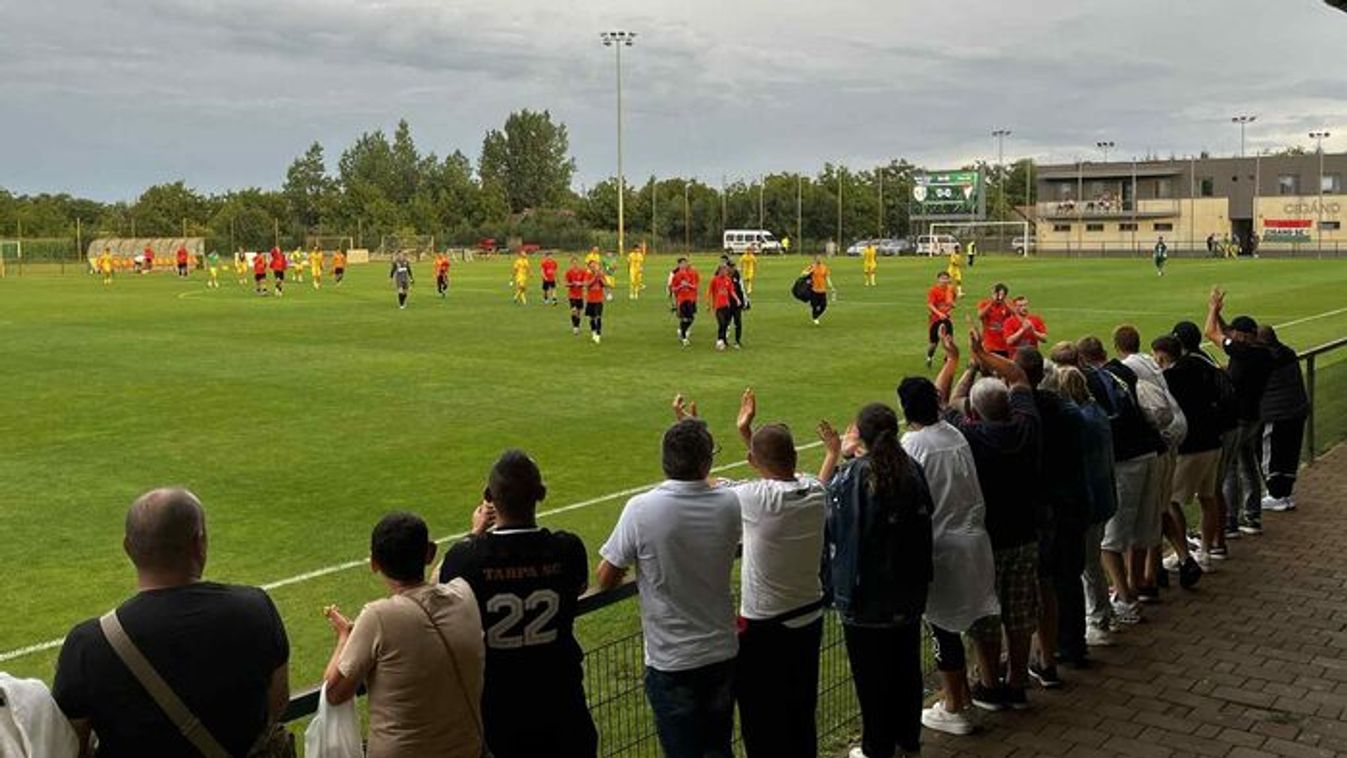 Elképesztő! Tizenhat légióssal érkezett az ellenfél