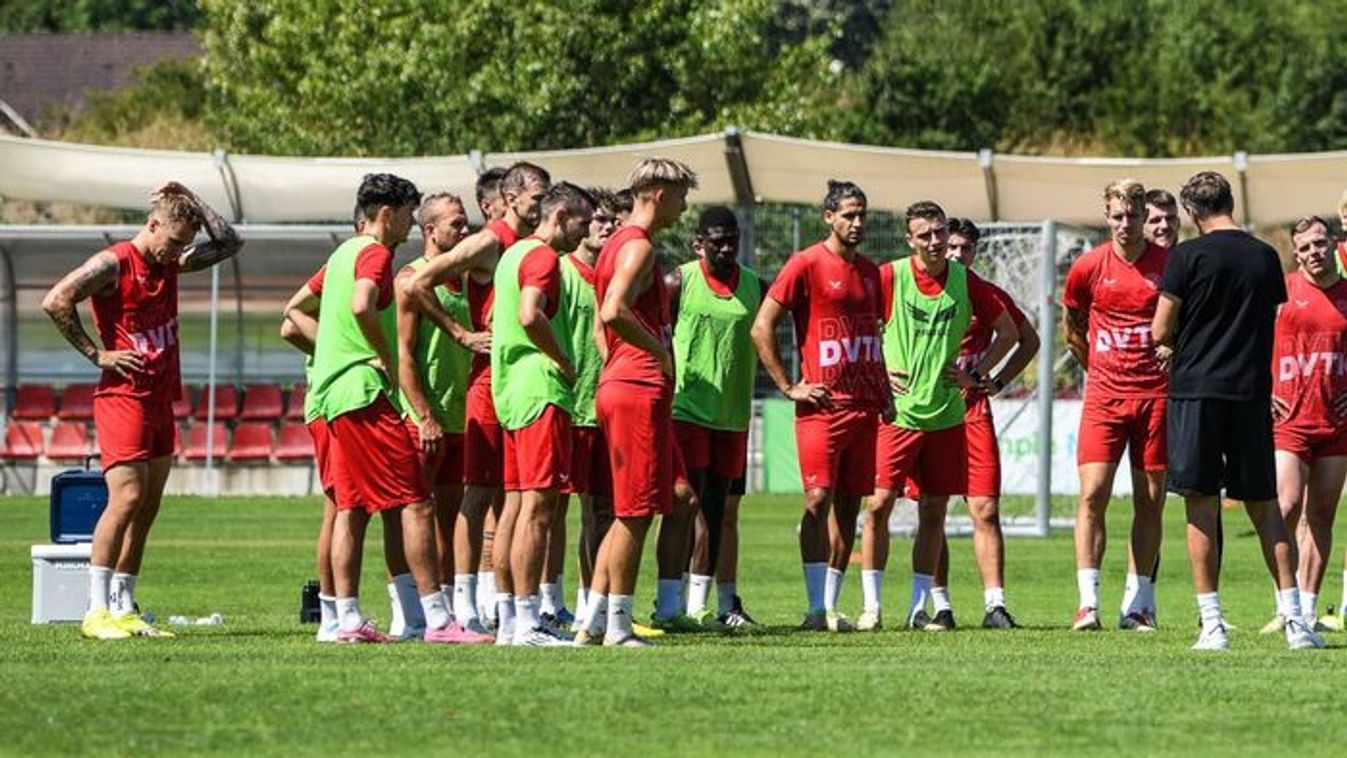 Szombat este lesz az ,,örök rivális" elleni csata