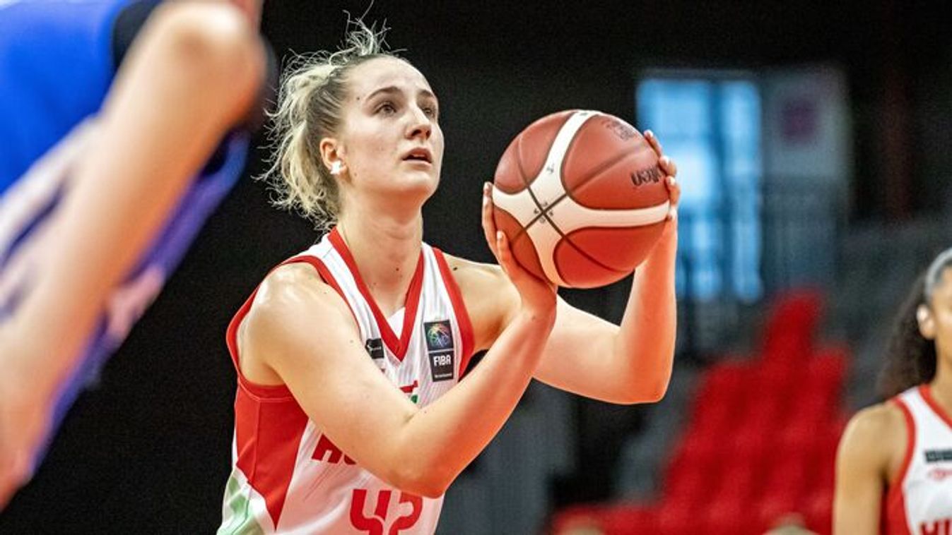 Úton a válogatott az elődöntőbe - fotók, videó