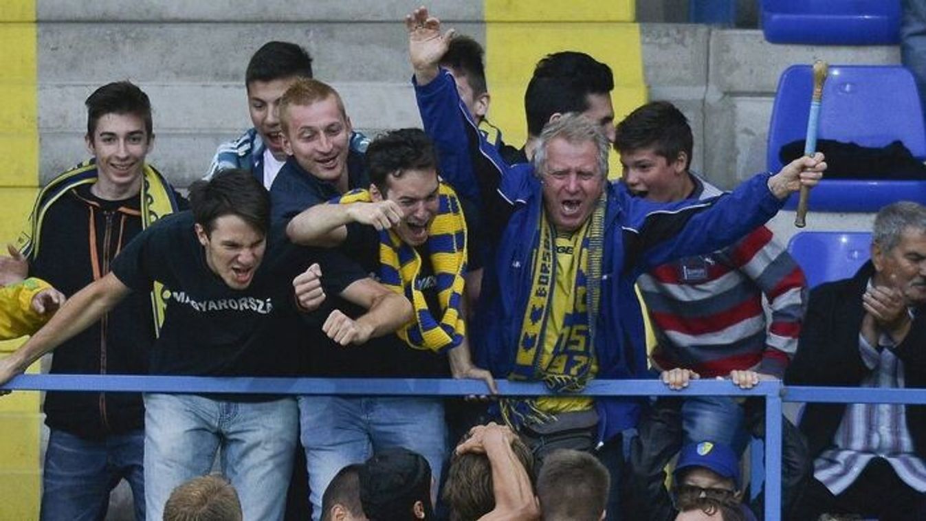 Ha így folytatják, még az NB I. is szóba jöhet – a tabella élén a sárga-kékek