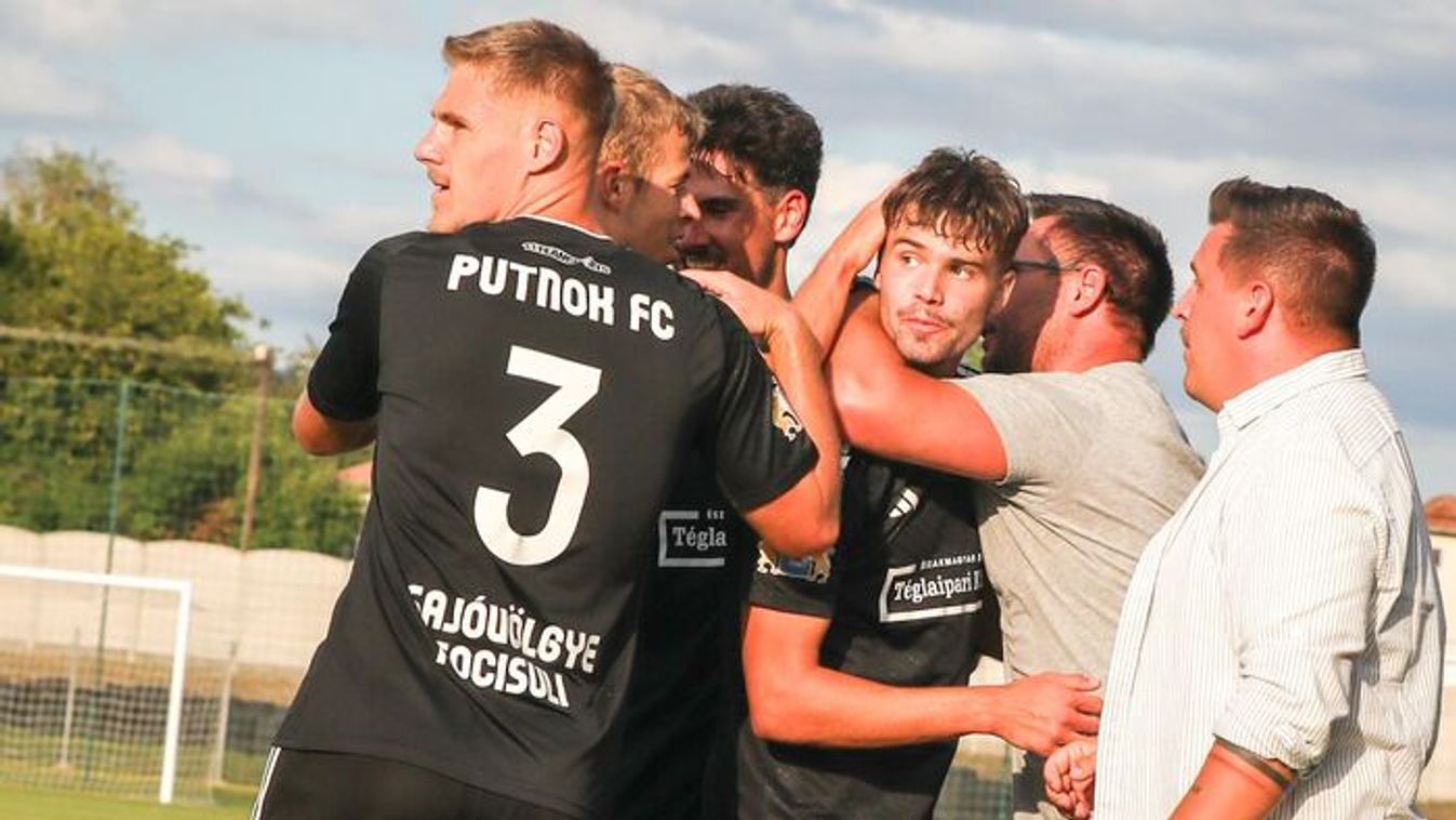 ,,Csillogtattunk dolgokat abból, amit szeretnénk játszani, de nem vagyunk jelenleg készen" - fotók