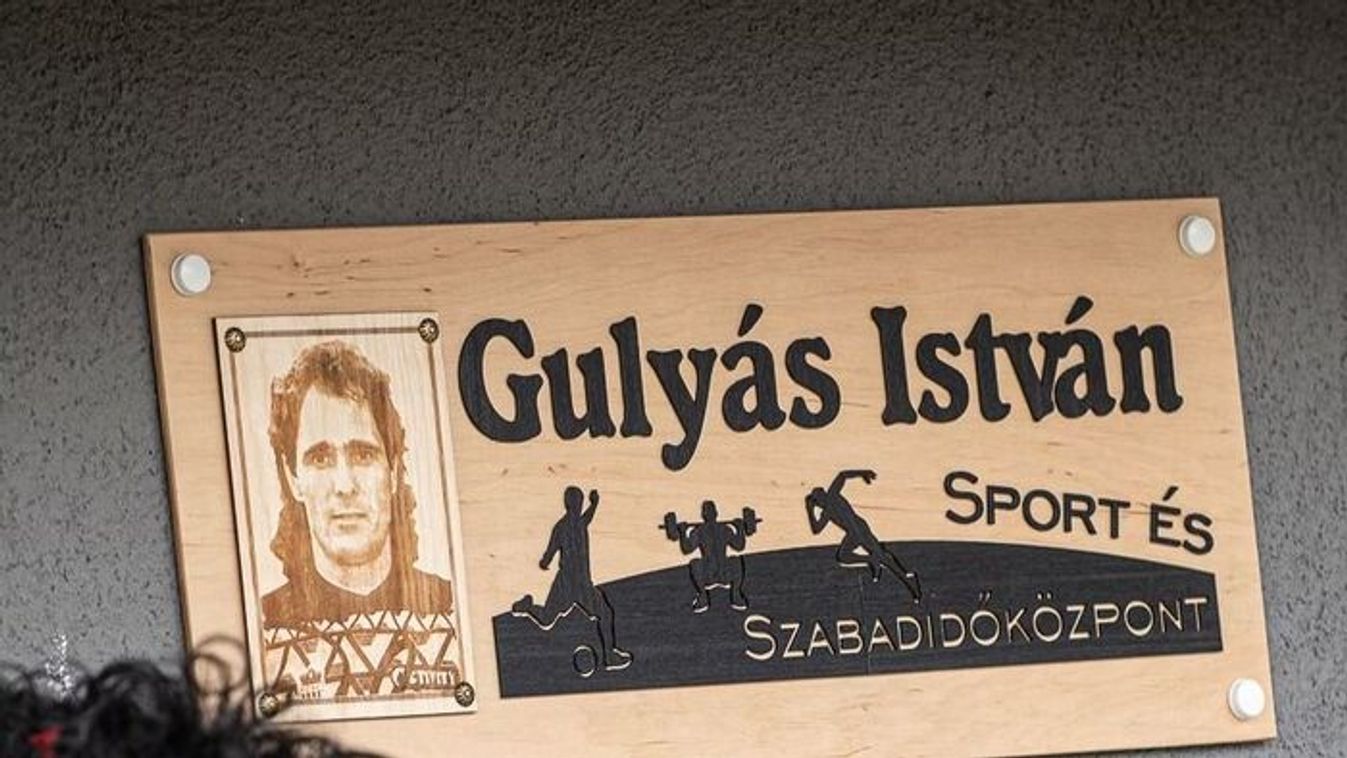 Az egykori helyi légiósról, bajnokról kapta a nevét a vármegyei létesítmény